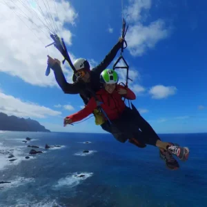 Vuelo en parapente biplaza en Isla Baja, Tenerife